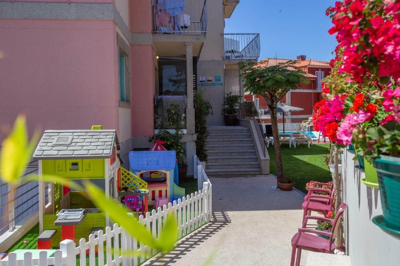 Duerming Velero Apartamentos Sanxenxo Exterior photo